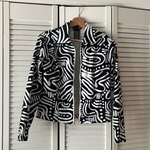 Nooworks Geometric Black and White Jacket size medium NEW WITHOUT TAGS
